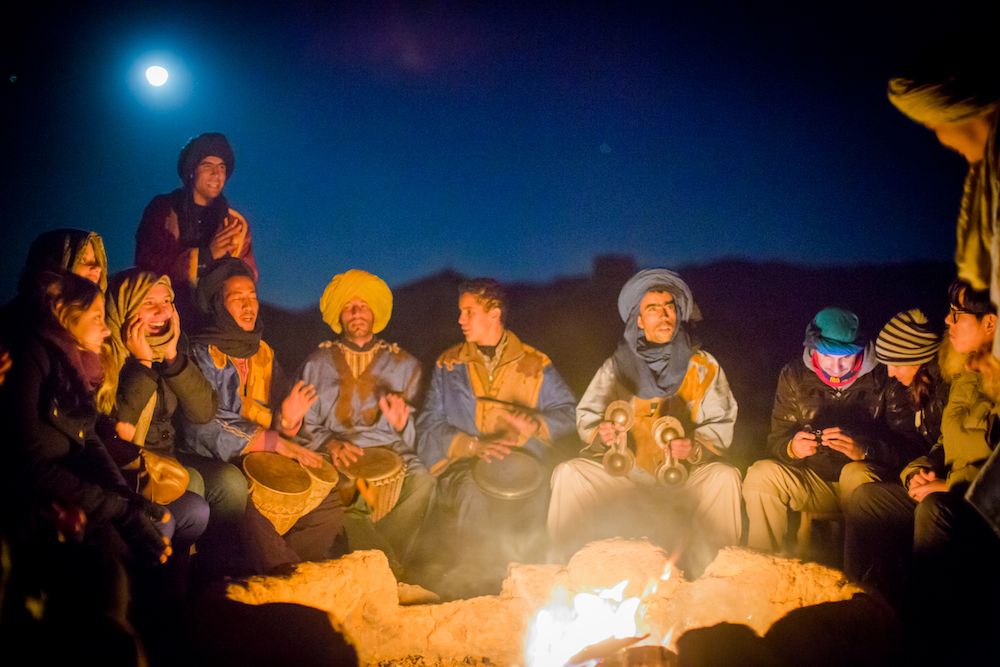 desert, camp, night, light, fireplace, music, people, musicians